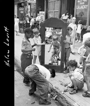 HELEN LEVITT
